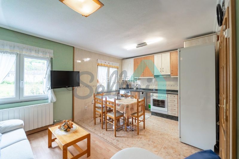 Foto 2eeb2420-cc4b-4081-bdc9-3a55d0d3b1f3. Pis amb calefacció a Vegadeo