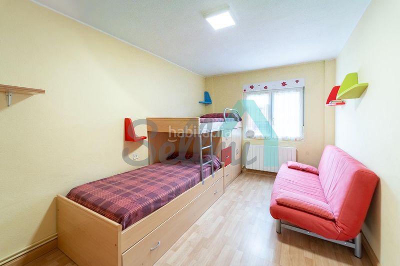 Foto 808307c9-f2f9-491a-81d5-1387ad920cf7. Pis amb calefacció a Vegadeo