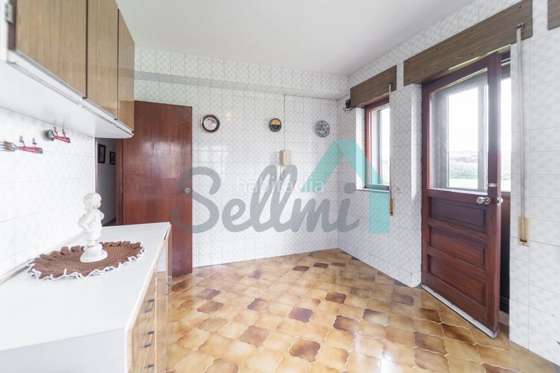 Foto 4f9d3702-4e64-4b41-b552-b8c5573123c6. Casa amb calefacció aparcament a Ribadeo