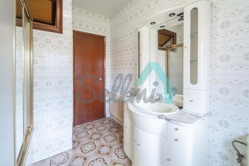 Foto 89da163f-04ca-4fef-a021-759a62f06dfc. Casa amb calefacció aparcament a Ribadeo