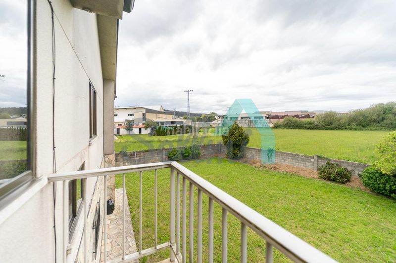 Foto 8c209ac0-d76a-4fd1-8938-970c5c0756a4. Casa amb calefacció aparcament a Ribadeo