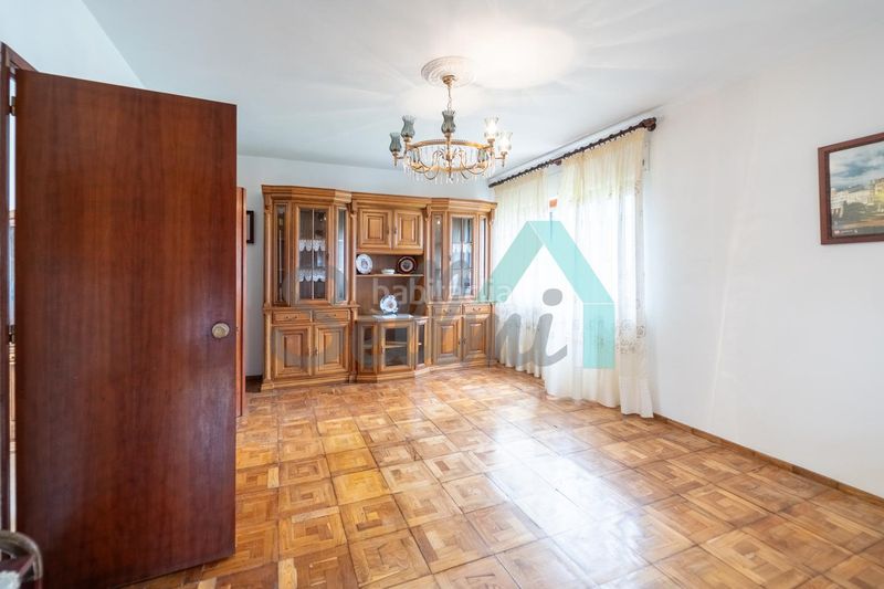 Foto 927eccf7-47bd-47ab-8a7f-8235bf60798e. Casa amb calefacció aparcament a Ribadeo