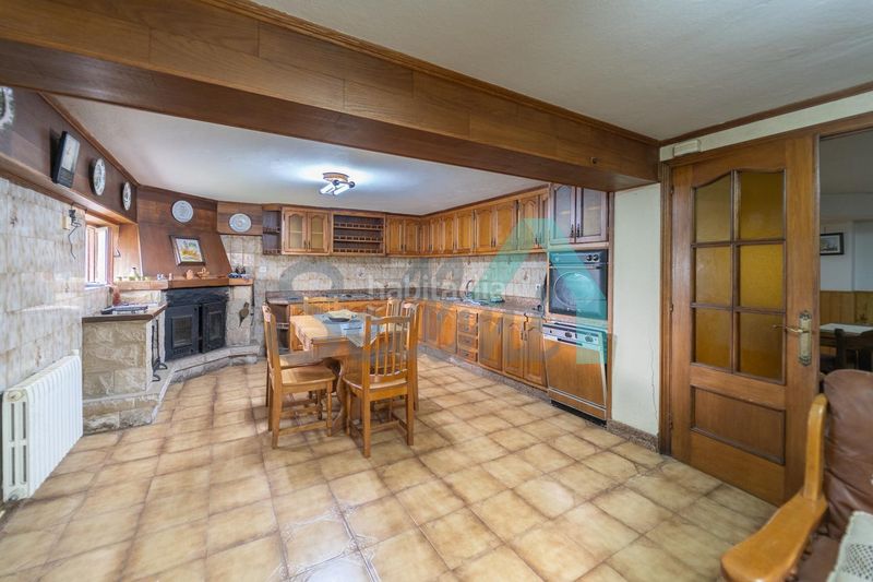 Foto a5841953-82ea-4b29-8a8f-705b108e1f5e. Casa amb calefacció aparcament a Ribadeo