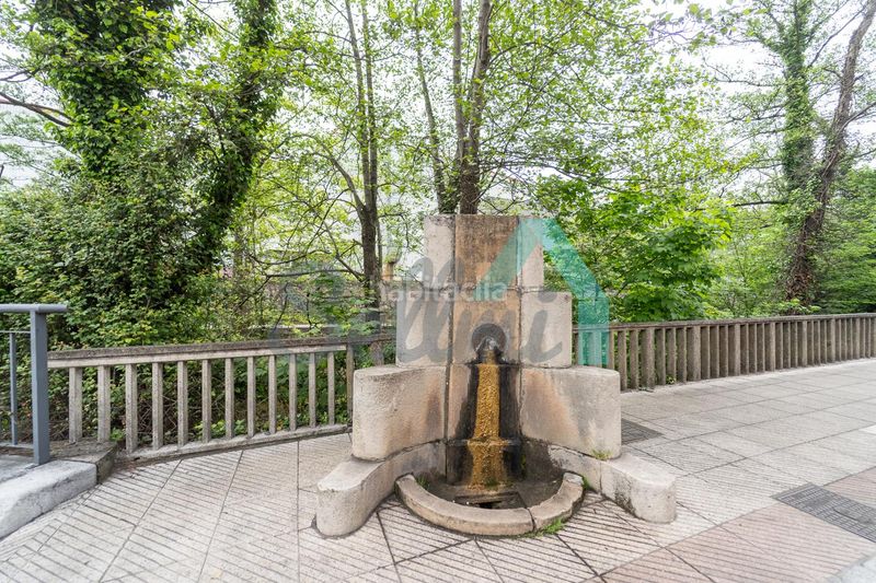 Foto a49c5caf-61b1-44c1-844d-71abc04f4184. Pis amb calefacció aparcament a San Claudio - Trubia - Las Caldas Oviedo