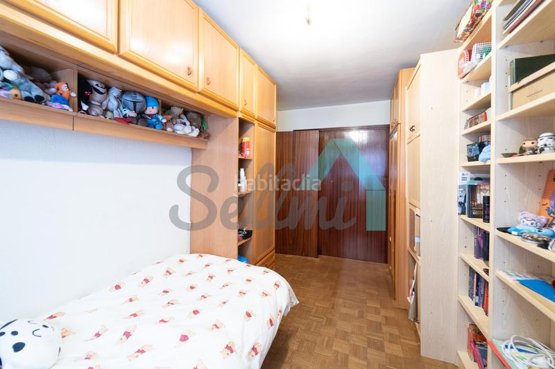 Foto 5b75e67e-e8a5-47a2-80c3-2c6b8e80a672. Planta baixa amb calefacció a La Ería Oviedo