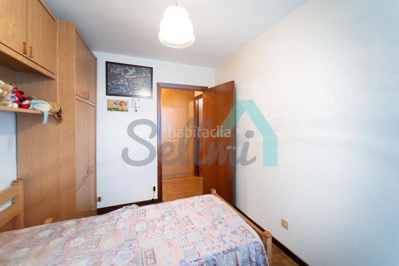 Foto c110f6cc-4e16-4fc9-8869-41eb4355e74c. Planta baixa amb calefacció a La Ería Oviedo