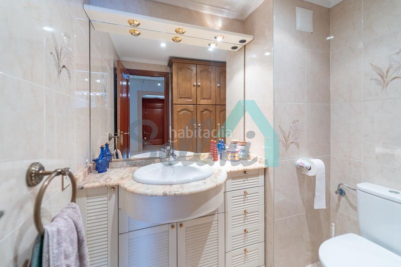 Foto 22af76bf-0326-4d60-93f6-74e8328634e9. Pis amb calefacció aparcament a Fozaneldi - Tenderina Oviedo