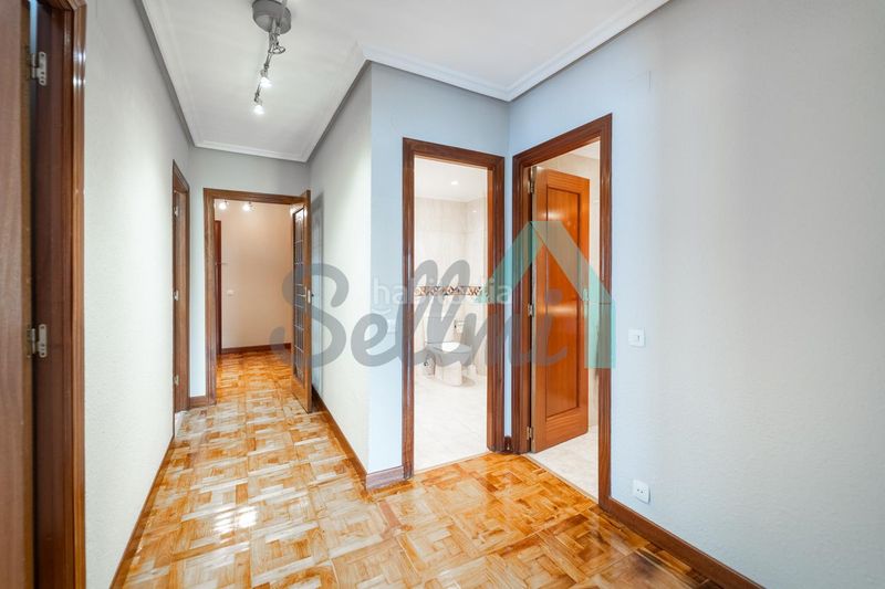 Foto 2d165b96-1554-4ab2-9f97-b422500b7002. Pis amb calefacció aparcament a Fozaneldi - Tenderina Oviedo