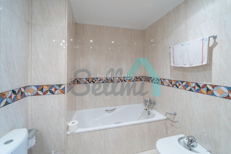 Foto a2c89a44-4ca5-460a-a812-23bb5bb83f54. Pis amb calefacció aparcament a Fozaneldi - Tenderina Oviedo