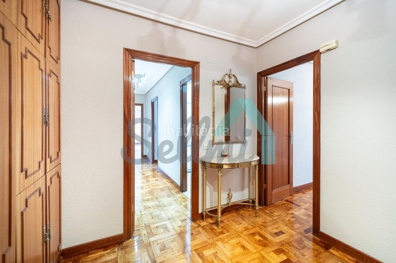 Foto e079d5b8-380f-4afd-9b74-72b67afd11cc. Pis amb calefacció aparcament a Fozaneldi - Tenderina Oviedo