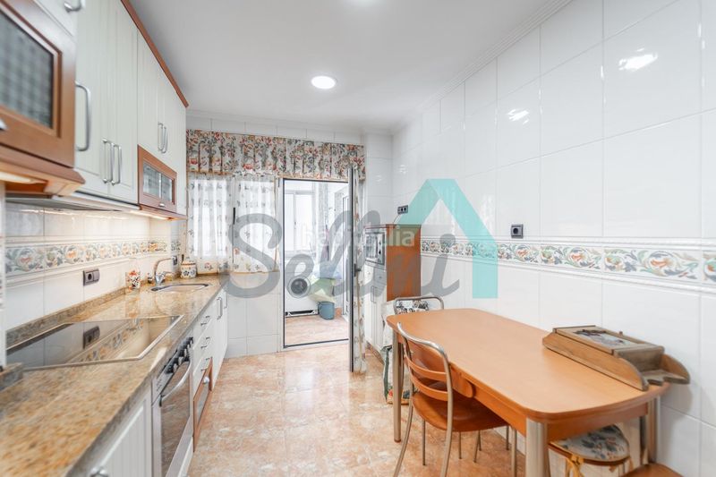 Foto fc97a882-e3d4-4a59-9555-e13ce2dd48e1. Pis amb calefacció aparcament a Fozaneldi - Tenderina Oviedo