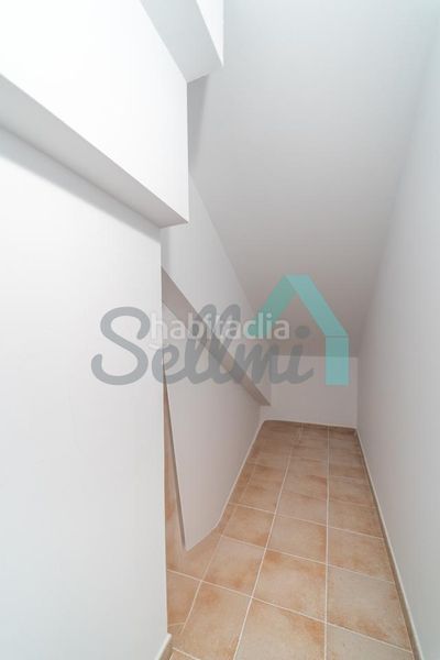 Foto bae98d6a-947f-40be-b010-ad5c517c3efd. Pis amb calefacció aparcament a Castropol