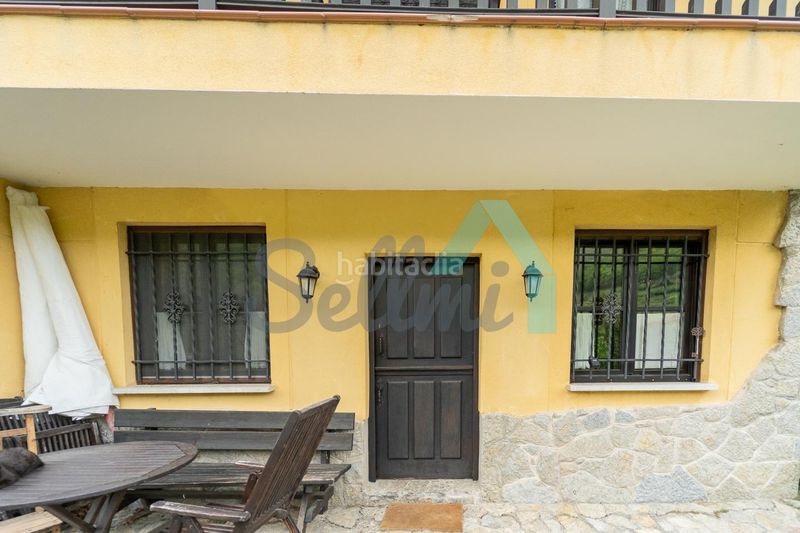 Foto 26064894-b0bc-4698-8a35-5334a98d9949. Casa amb calefacció a Quirós