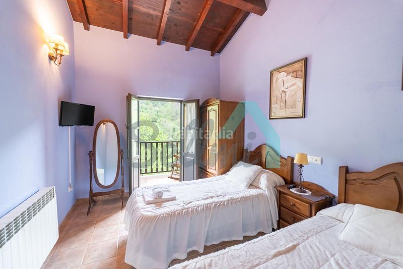 Foto 4a721fbc-c434-4896-9291-ddadfcb4be7c. Casa amb calefacció a Quirós