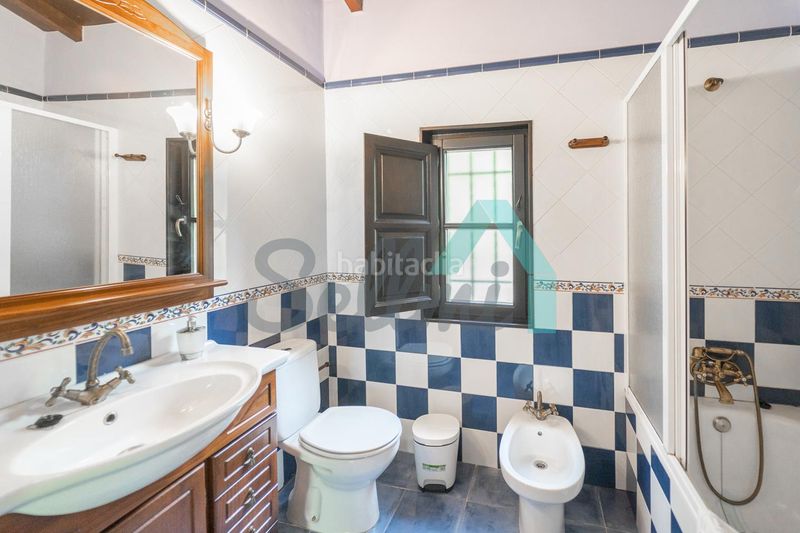 Foto 4ec0cf77-9381-4771-aade-77a8c11c27e0. Casa amb calefacció a Quirós