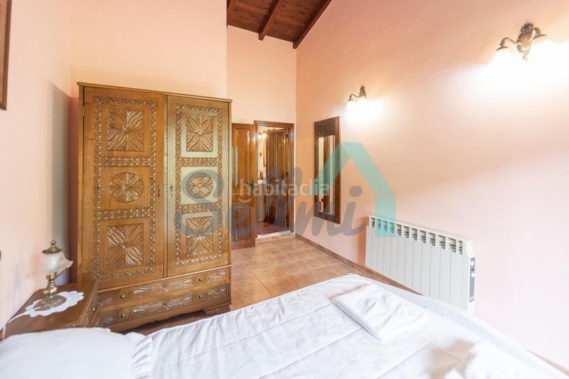 Foto 9175ef97-47bb-4a85-a162-10b470a8d6cf. Casa amb calefacció a Quirós