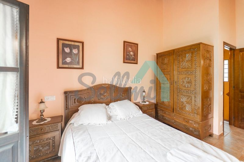 Foto df7e4ca5-91b7-4960-9069-63090eb368d6. Casa amb calefacció a Quirós