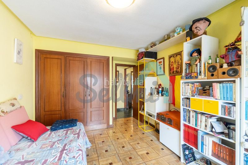 Foto 03cde7a6-3d34-417e-a317-b8aba4d6d208. Pis amb calefacció a Plaza de América Oviedo