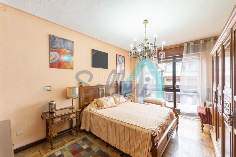 Foto 2eb32e04-648f-4d51-b004-7cc5e1262d3b. Pis amb calefacció a Plaza de América Oviedo