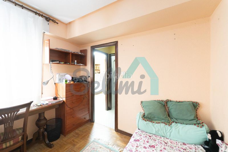 Foto 34cea1e9-679c-4f2c-a70c-2a45e64eb24a. Pis amb calefacció a Plaza de América Oviedo