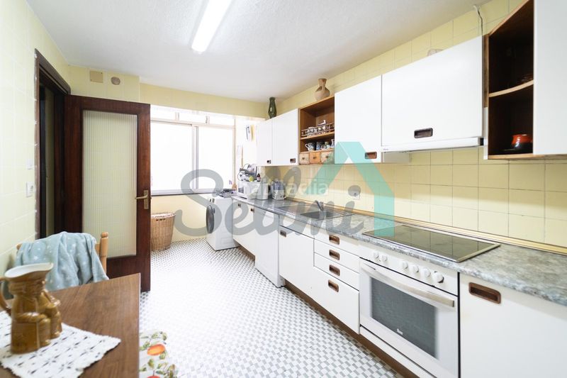 Foto 3674a799-8e7f-4373-8990-5dd050d0f2a3. Pis amb calefacció a Plaza de América Oviedo