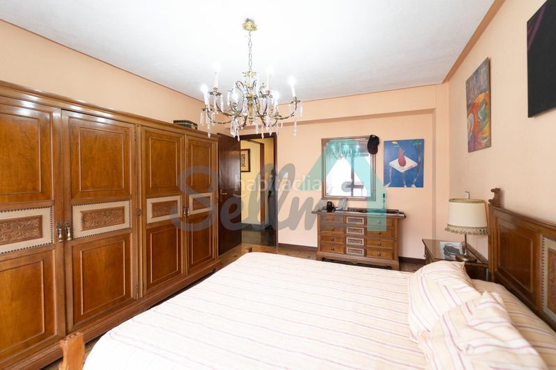 Foto 4b13ffa3-a1f4-4e8f-823b-bfdab612c15b. Pis amb calefacció a Plaza de América Oviedo