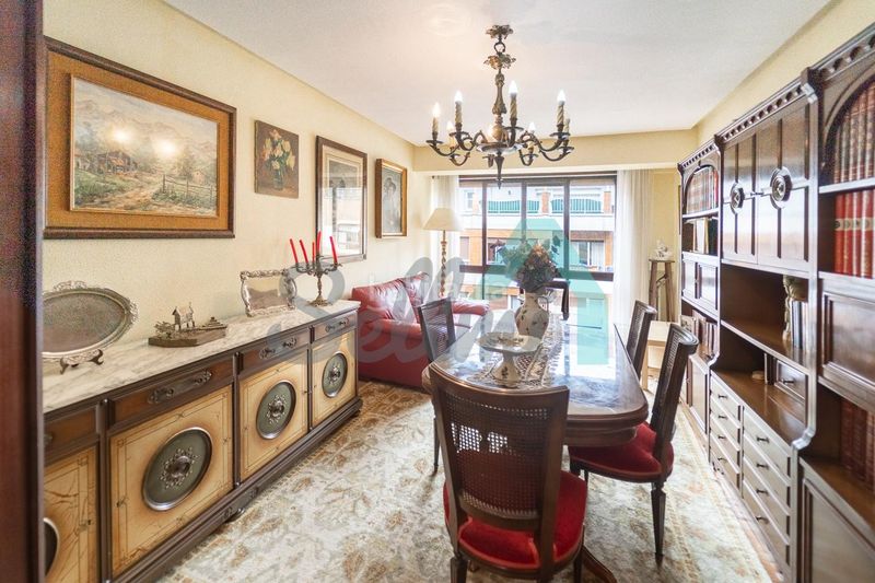 Foto 5efe3e2e-8173-4860-8d53-45ef54ad63fc. Pis amb calefacció a Plaza de América Oviedo