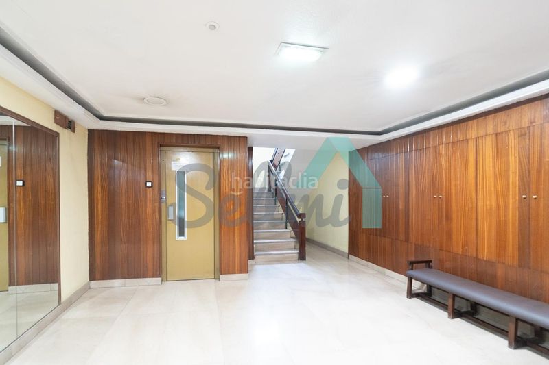 Foto 98e65f29-aef5-4ca1-a00c-68bf9169f642. Pis amb calefacció a Plaza de América Oviedo