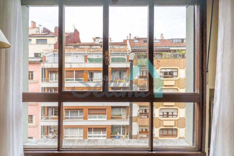 Foto b3f55ca5-480b-4201-9fbb-24147e9d0e72. Pis amb calefacció a Plaza de América Oviedo