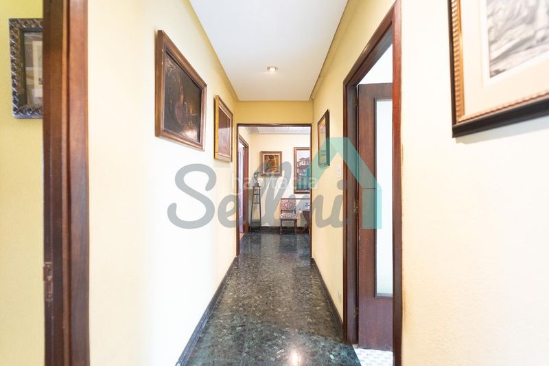 Foto e1968637-e02c-4d90-a952-20fc590c09a6. Pis amb calefacció a Plaza de América Oviedo