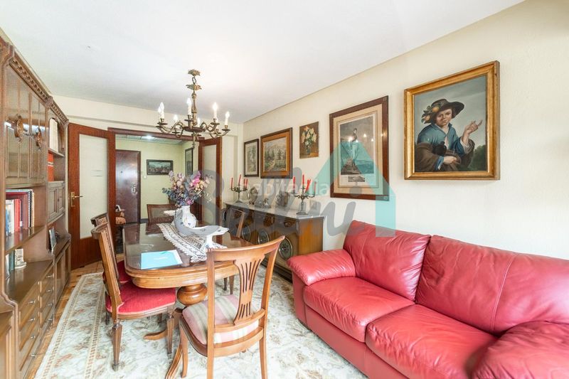 Foto e979230b-0cb3-4b4f-8df5-c92564281e60. Pis amb calefacció a Plaza de América Oviedo