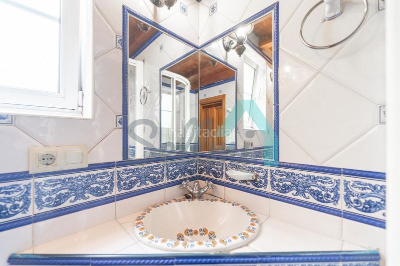 Foto 3c99b3a0-bf8c-4080-9961-87cd8e26b01a. Dúplex amb calefacció a Valdés