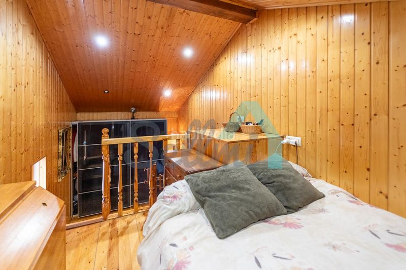 Foto 6c9c9c97-ee4a-4a92-ad55-b1d7dd9b21bf. Dúplex amb calefacció a Valdés