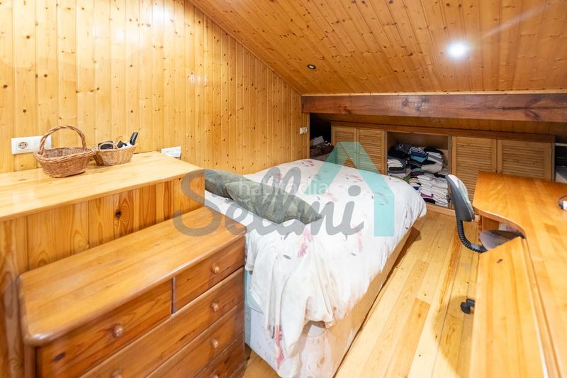 Foto c28f9603-2d3c-4b62-b3ca-c98fee244f58. Dúplex amb calefacció a Valdés