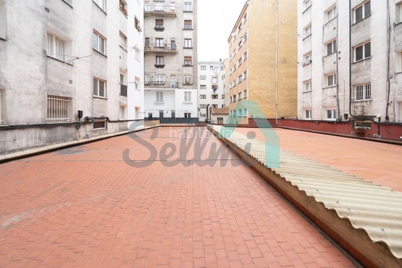 Foto a74c1085-76fd-4dc5-a30f-571d70a237dc. Pis amb calefacció a Parque San Francisco - Uría Oviedo
