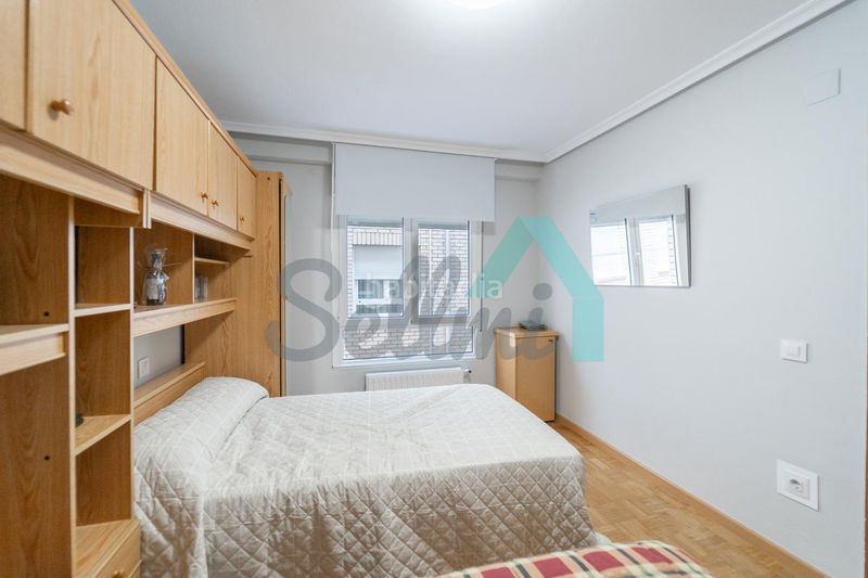 Foto 11fe3572-a652-4f0f-8709-70053d4ac2b1. Flat with heating parking in Vallobín Oviedo