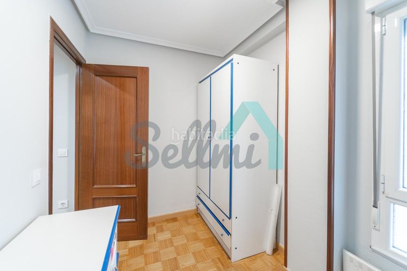 Foto 6f226723-5ad6-4576-b180-fa78301b2adb. Flat with heating parking in Vallobín Oviedo