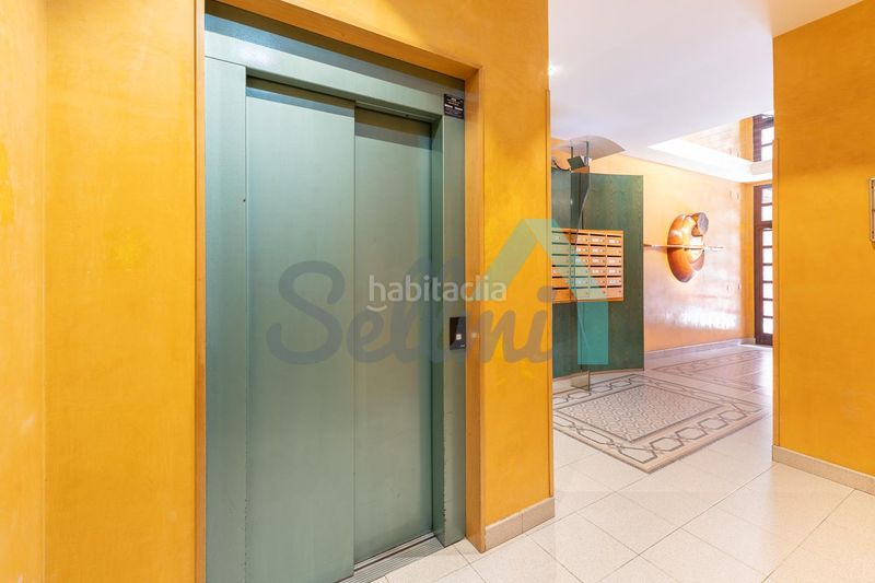 Foto 453df3aa-0fd0-4e0b-9be4-c445e53760fc. Dúplex en Vallobín Oviedo