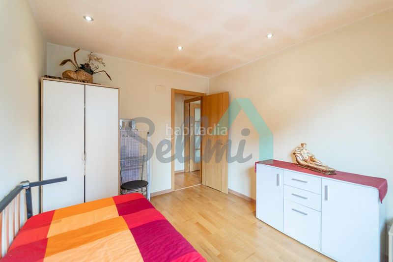 Foto 0dad84ac-c205-4551-9de7-1439827bd2f6. Flat with heating parking in Huca - La Cadellada Oviedo