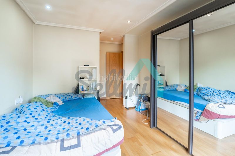 Foto 41f40f2a-c67f-49c3-929e-461d2d6b9282. Flat with heating parking in Huca - La Cadellada Oviedo