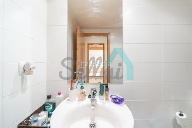 Foto 63887b1c-9809-4192-929a-4b03ba506ddb. Flat with heating parking in Huca - La Cadellada Oviedo