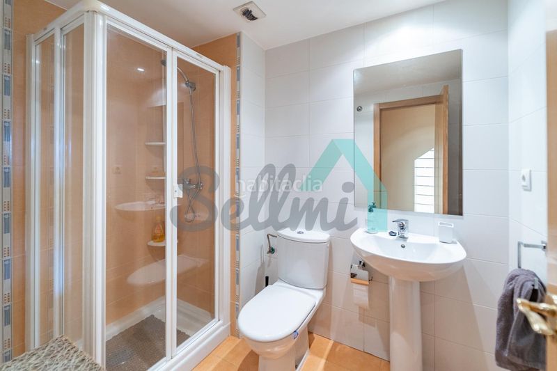 Foto a696bb73-6004-4694-9b86-24ad104a09d8. Flat with heating parking in Huca - La Cadellada Oviedo