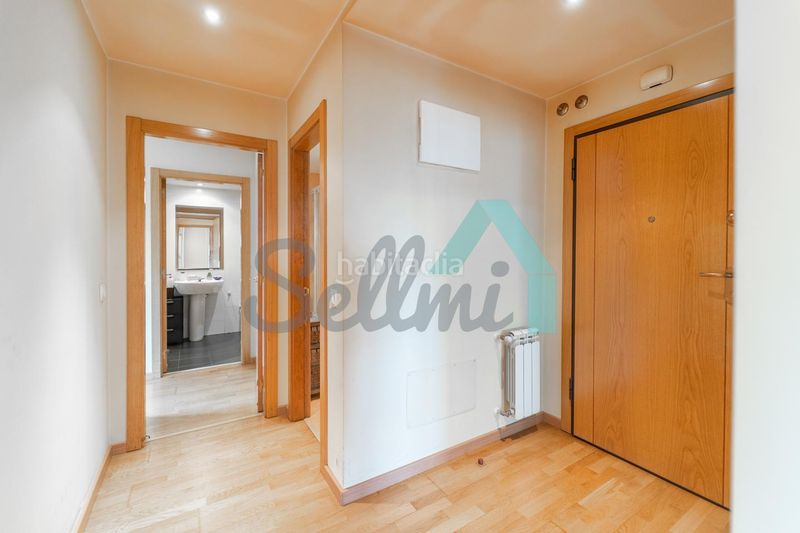 Foto b1e062ad-f04a-4f94-be5e-fe80af00f5bf. Flat with heating parking in Huca - La Cadellada Oviedo