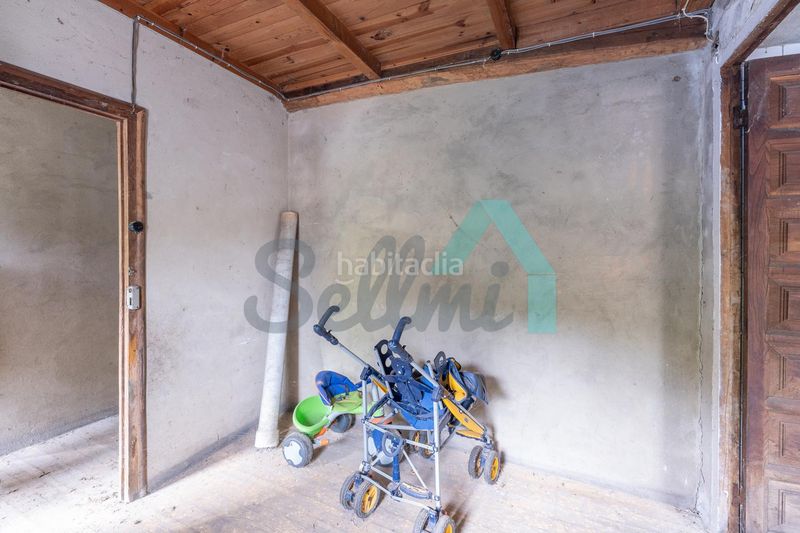 Foto 00b9968a-c2b6-43b8-88d1-e693230e9391. Casa amb aparcament a Cangas del Narcea
