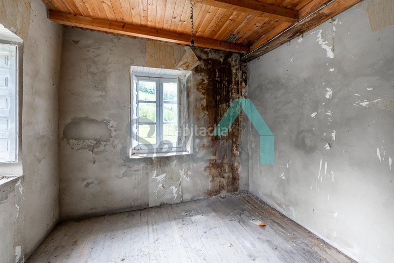 Foto 154a1ebb-f530-4d0f-b515-9867fd2b5b26. Casa amb aparcament a Cangas del Narcea