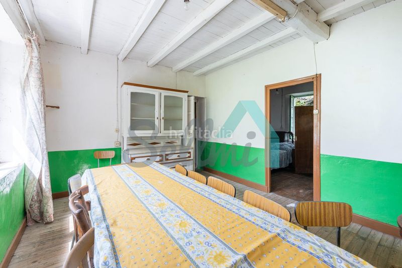 Foto 1d86e872-507d-4696-a4f5-4a2df0978544. Casa amb aparcament a Cangas del Narcea