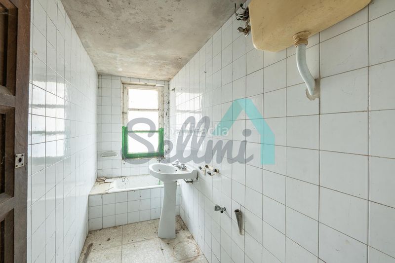Foto 476332be-93b4-4d57-a435-1e344fa23e95. Casa amb aparcament a Cangas del Narcea