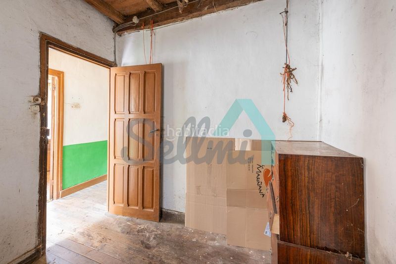 Foto 4adc343e-073e-4600-a742-fd58a7e0b4d5. Casa amb aparcament a Cangas del Narcea