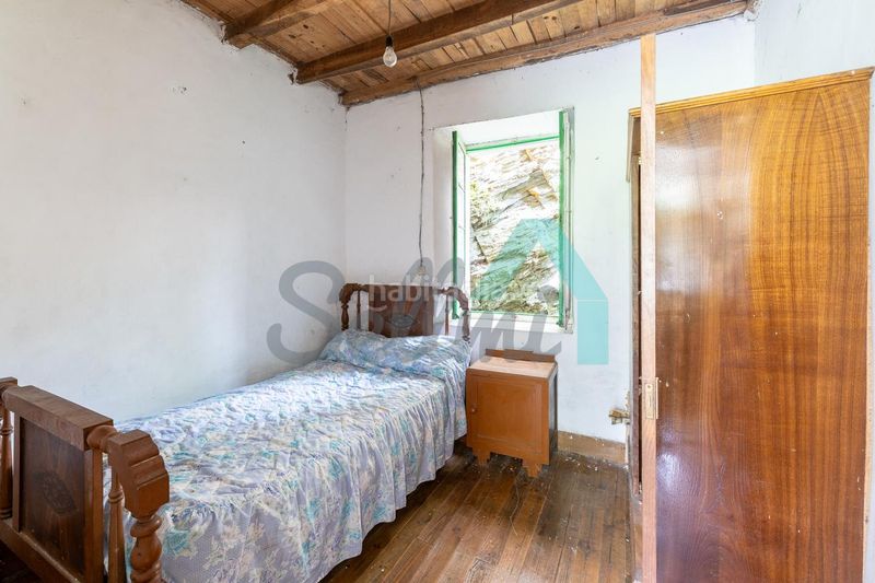 Foto 5021fb3b-c898-455d-a788-3ec149b5dc3e. Casa amb aparcament a Cangas del Narcea