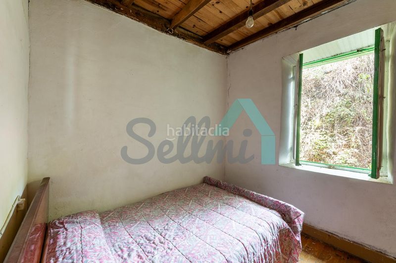 Foto 677ebae8-3bb3-41a3-8199-3ff195163285. Casa amb aparcament a Cangas del Narcea